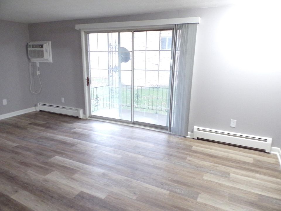 1st image of 5496 Ontario Ave #1