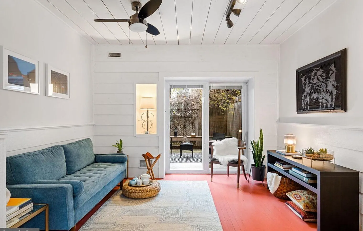 2 bed, 1.0 bath, $4,334 — Photo 1