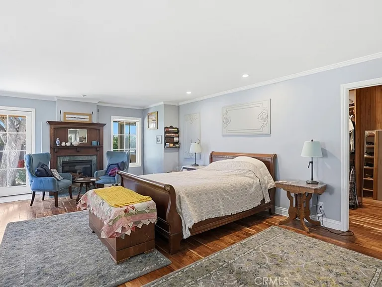 2611 Janin Way — Photo 26