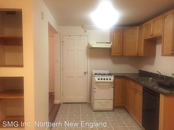 3rd image of 18 Belmont St APT 1A