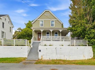 811 E B St, Brunswick, MD 21716