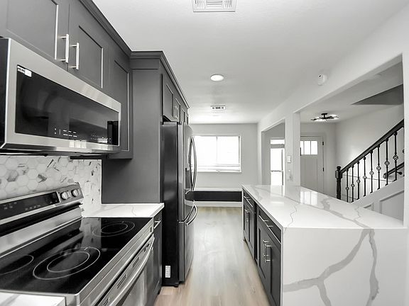 4th image of 15529 Weldon Dr