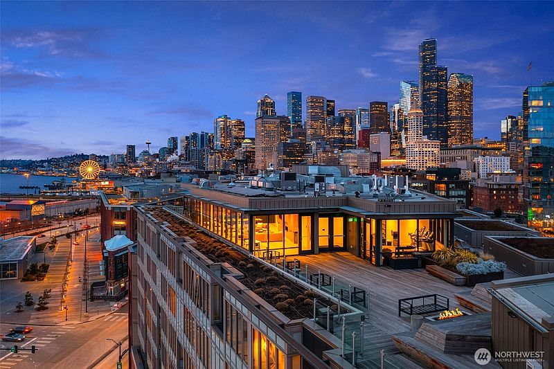 4th image of 590 1st Avenue S #702