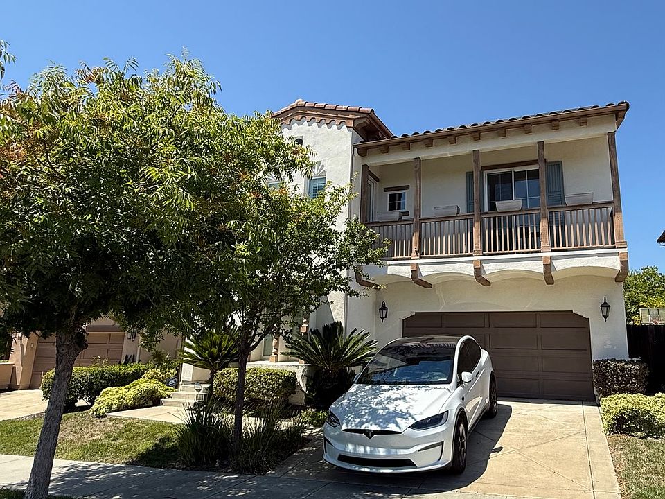 1st image of 2327 Capistrello St