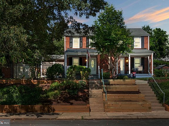 4th image of 5909 Edgehill Dr