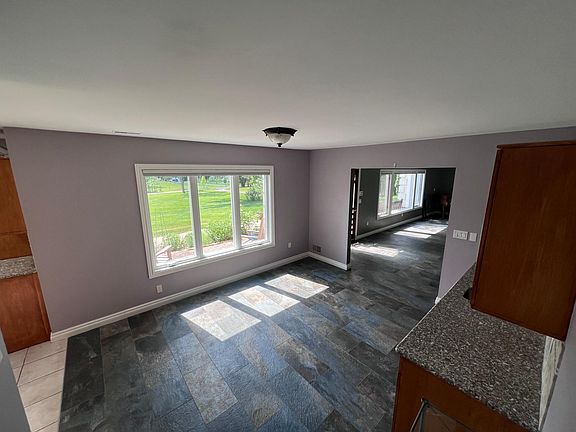 4th image of 6663 Bloomfield Ln
