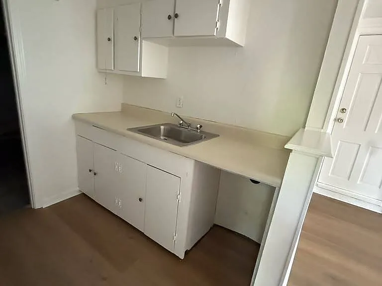 480 Evergreen Dr — Photo 10
