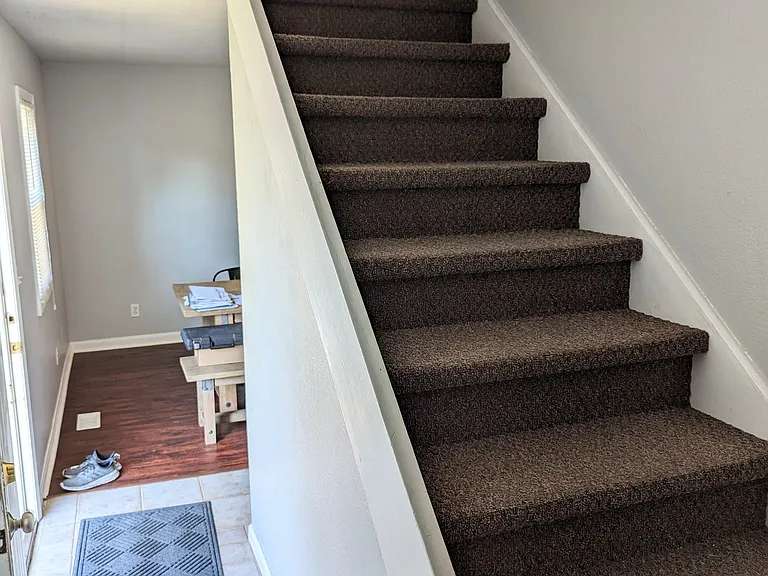 309 W 2nd St — Photo 14