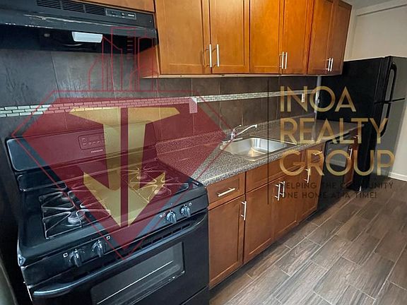 5th image of 36 Duncan Ave #3A
