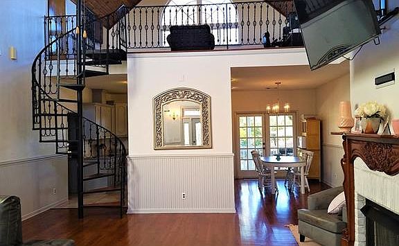4th image of this home