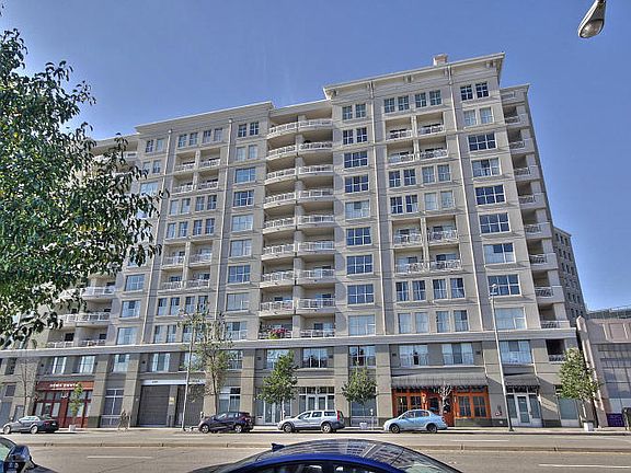 2nd image of 140 S Van Ness Ave Unit 619