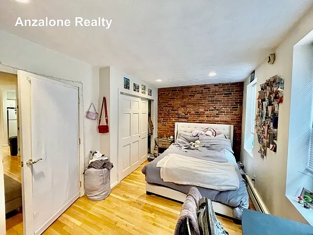 14 1/2 Hull St #5 — Photo 2