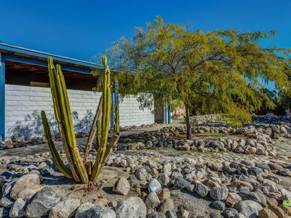 3362 E Chia Rd, Palm Springs, CA 92262