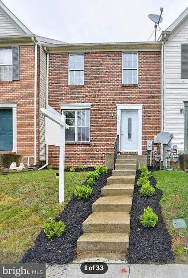 1st image of 742 Villager Cir