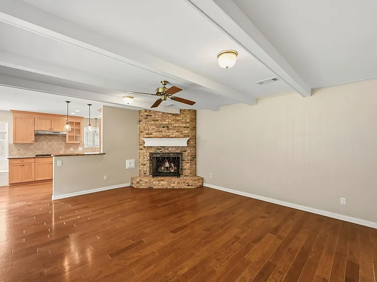6131 Yarwell Dr — Photo 20