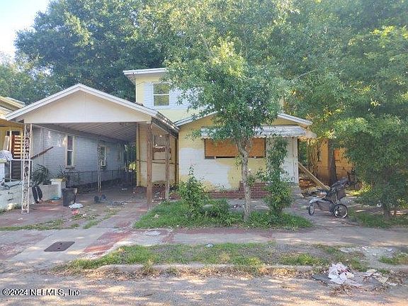 2nd image of 1537 7TH Street W