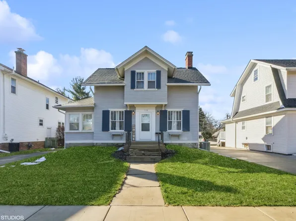 1110 W Galena Blvd, Aurora, IL 60506