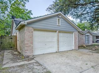 23307 Berry Pine Dr, Spring, TX 77373