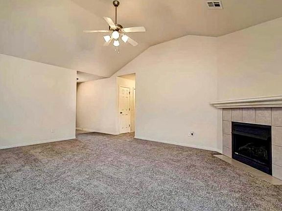 4th image of 32 Watson Dr