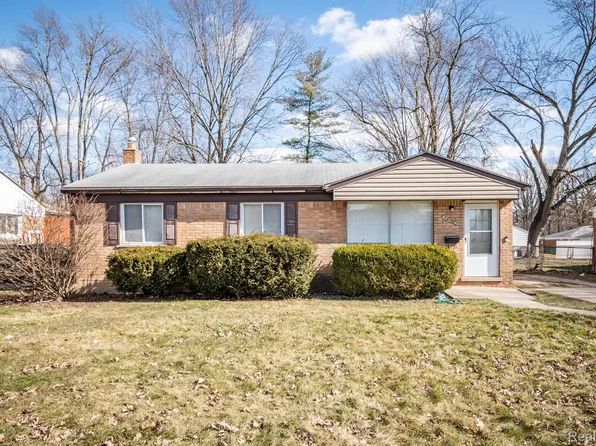 28196 Sutherland St, Southfield, MI 48076