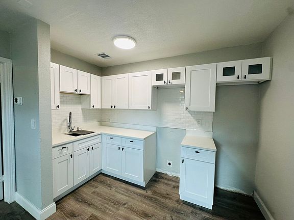 5th image of 1610 12th Ave S #11372436