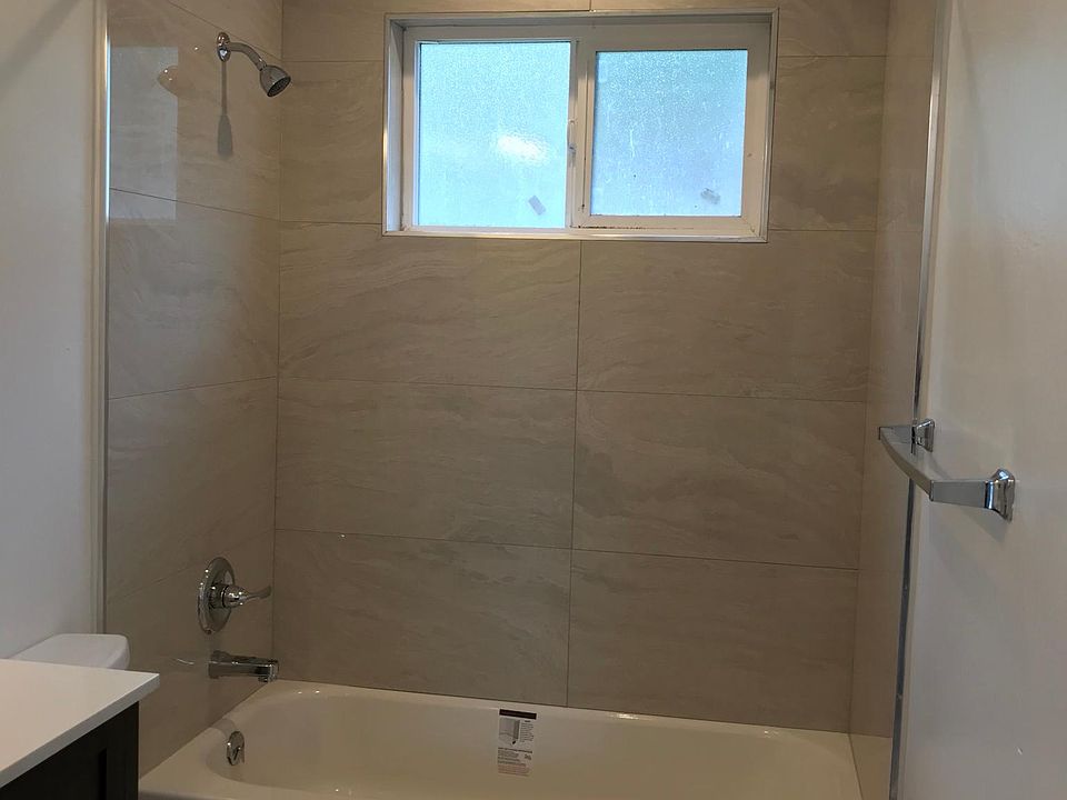 1st image of 2850 Sneath Ln APT 31