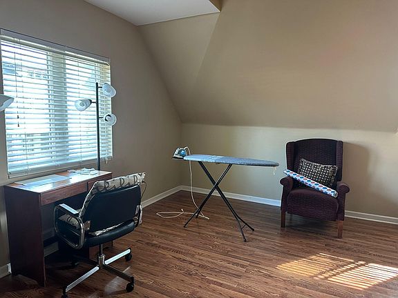 4th image of 2780 Main St #2