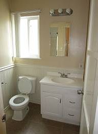 3rd image of 5928 Melrose Ave APT 5