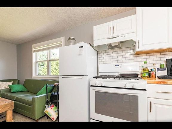 new stainless appliances installed
