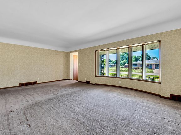 5th image of 6750 Wanita Ct