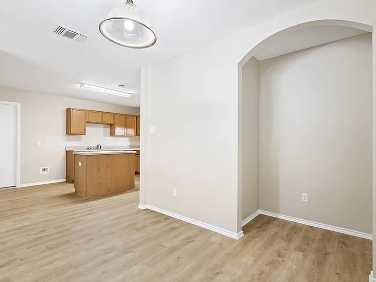 10622 N Shaenridge — Photo 12