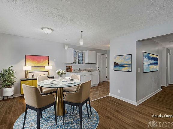 3rd image of 36 Strand Ave