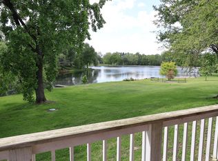 690 Terrace Lake Dr, Columbus, IN 47201