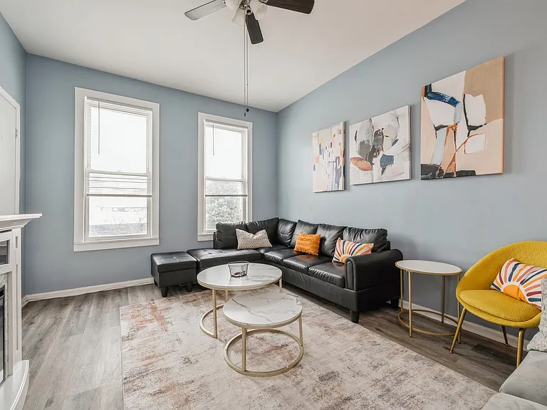 2818 N Ashland Ave #1 — Photo 4