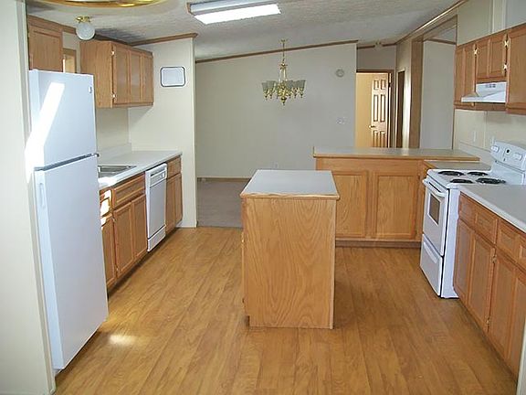 2nd image of 93 Carmell St