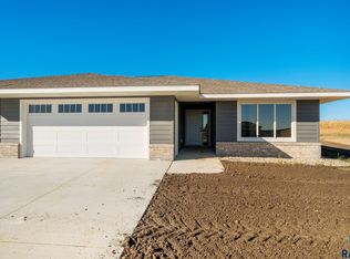 1603 Neil Ave, Dell Rapids, SD 57022