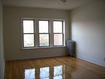 2nd image of 1537 W 81st St