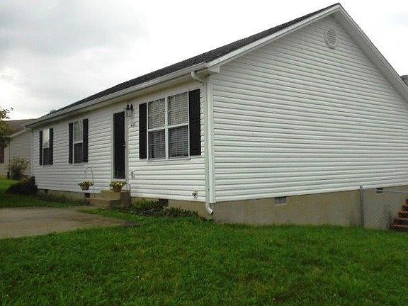 2nd image of 446 Darley Crk