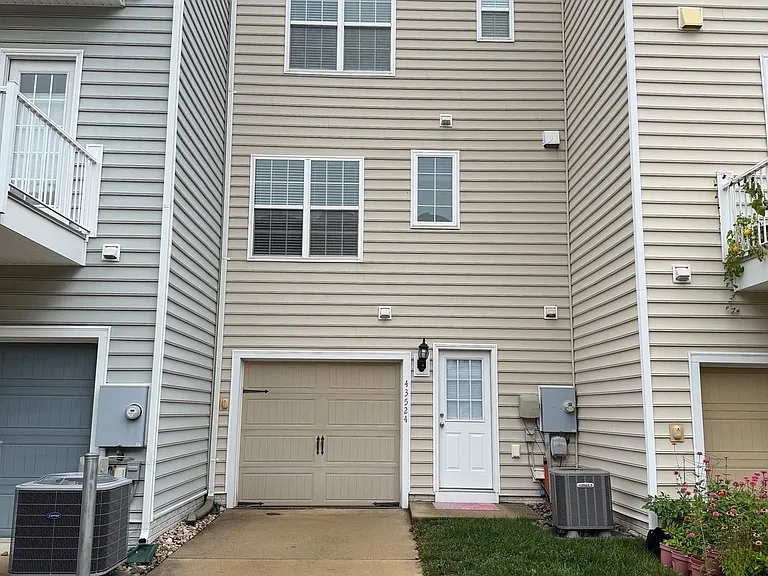 43524 Wheadon Ter — Photo 15