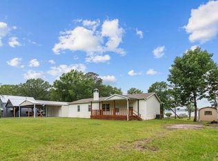 405 Sun Dr, Zavalla, TX 75980