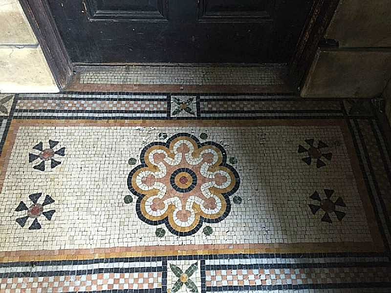 Building Photo 4