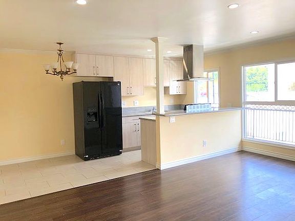 5th image of 3332 Andrita St #9