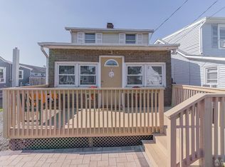 214 Seaview Ave, Laurence Harbor, NJ 08879