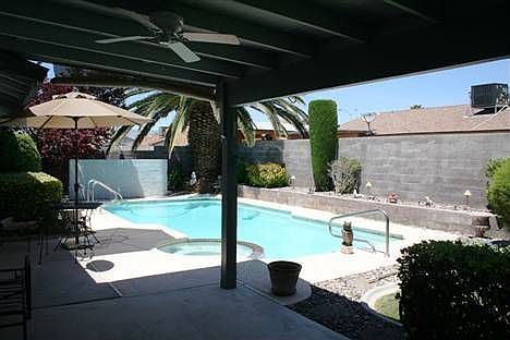 1st image of 6804 Old Castle Dr