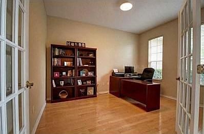 3rd image of 19240 Autumn Woods Ave