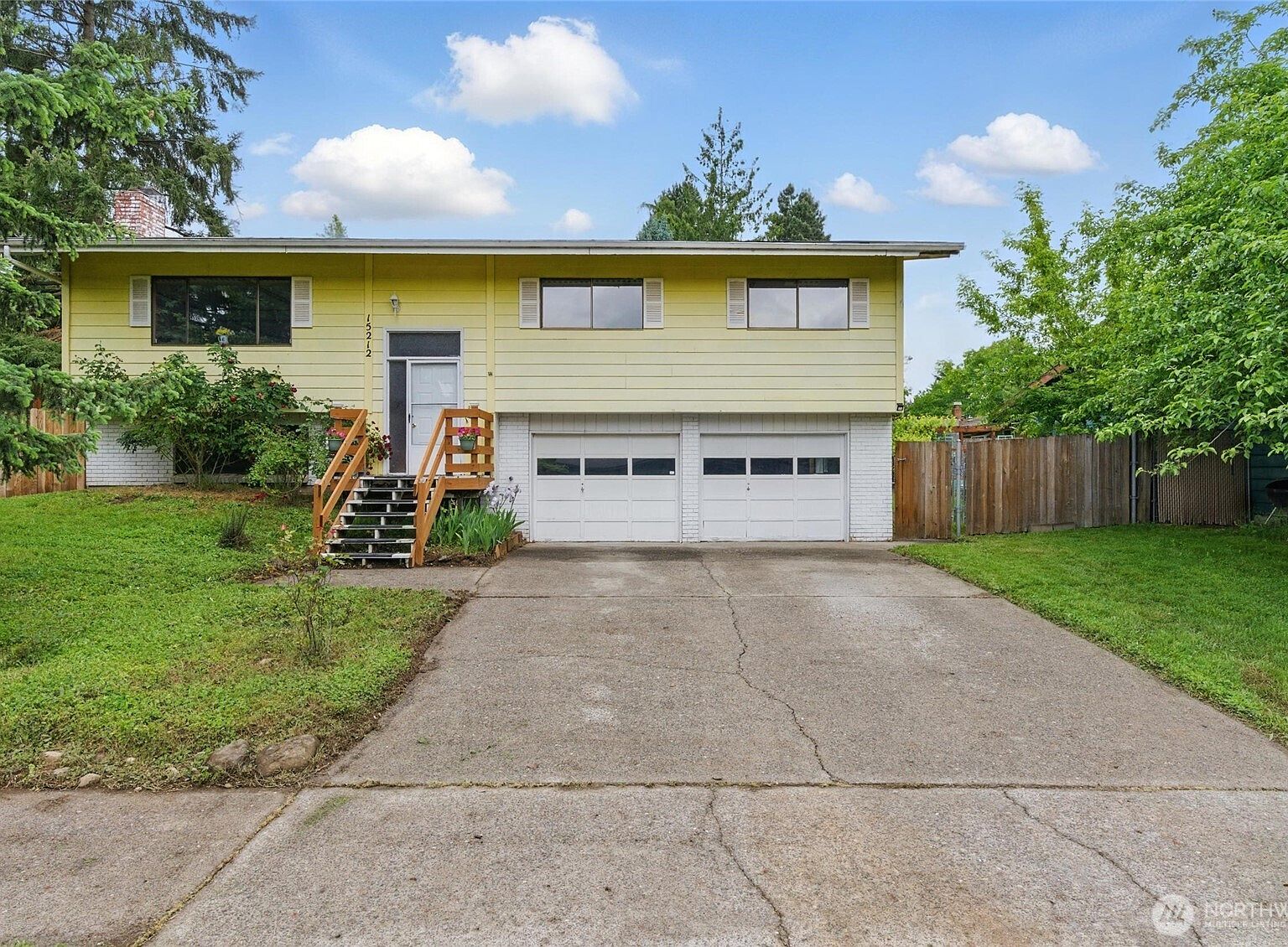 小物 NEIGHBORHOOD neighborhood About Columbia Valley Gardens | Schools, Demographics