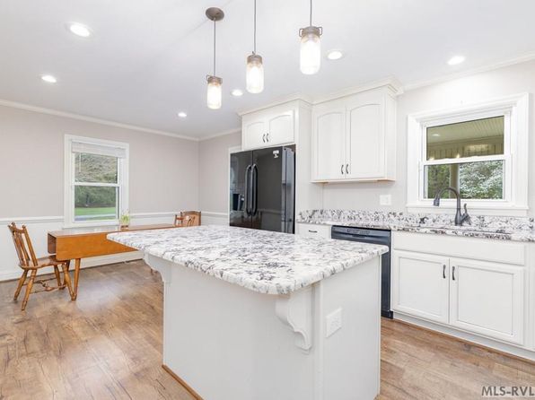 3655 Allen Rd, Jarratt, VA 23867
