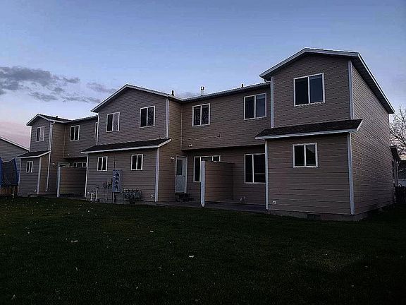 2nd image of 636 W Shore Dr
