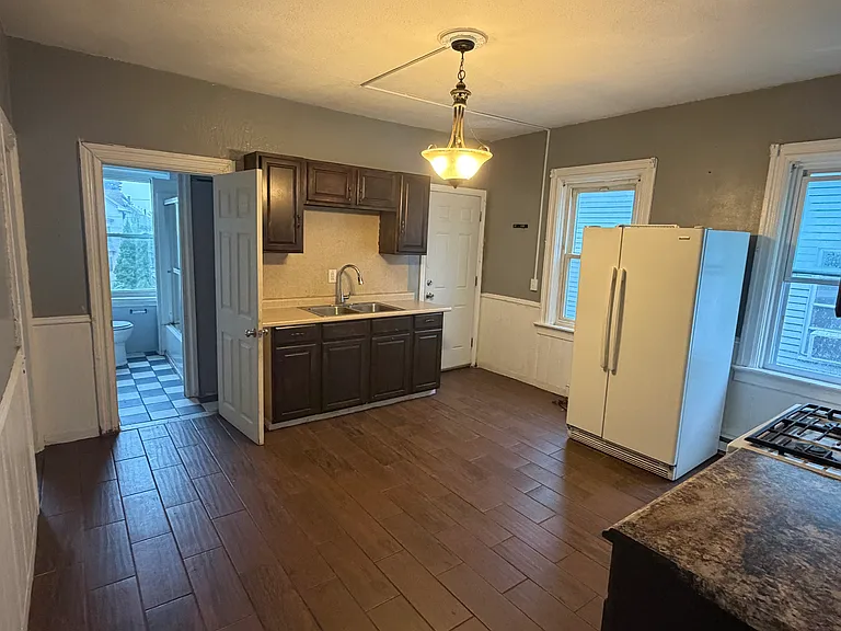 19 Covell St #2 — Photo 6