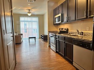 1501 Northpoint Ln #2222, College Station, TX 77840